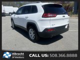 Used 2017 Jeep Cherokee Latitude w/ True North Edition image 3