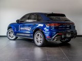 Certified 2024 Porsche Macan image 3