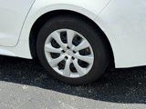 Used 2022 Toyota Corolla LE image 5