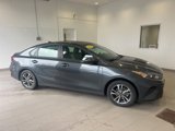 Used 2022 Kia Forte LXS w/ LXS Technology Package image 2