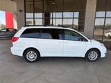 Used 2010 Toyota Sienna LE image 3