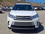 Certified 2018 Toyota Highlander XLE image 2