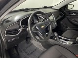 Used 2022 Chevrolet Malibu LT image 2
