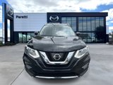 Used 2017 Nissan Rogue SV image 4