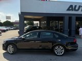 Used 2019 Volkswagen Passat 2.0T Wolfsburg image 2