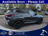 Used 2022 Kia Seltos Nightfall Edition image 4