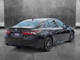 Used 2022 Toyota Camry SE image 5
