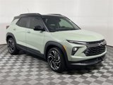 Used 2024 Chevrolet TrailBlazer RS w/ Driver Confidence Package image 2