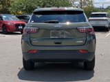 Used 2019 Jeep Compass Latitude image 4