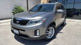 Used 2015 Kia Sorento LX image 2