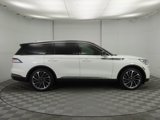 Used 2020 Lincoln Aviator Reserve w/ Equipment Group 202A image 4