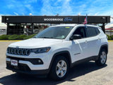 Used 2022 Jeep Compass Latitude image 2