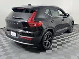 Certified 2025 Volvo XC40 B5 Core image 4