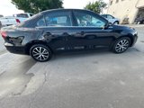 Used 2017 Volkswagen Jetta SE image 4