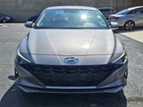 Used 2023 Hyundai Elantra SEL image 2
