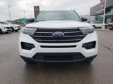 Used 2022 Ford Explorer XLT image 2