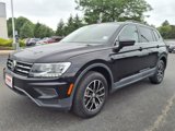 Certified 2021 Volkswagen Tiguan SE w/ Panoramic Sunroof Package image 2
