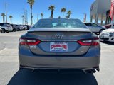 Used 2022 Toyota Camry SE image 5