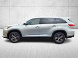 Used 2019 Toyota Highlander LE image 4