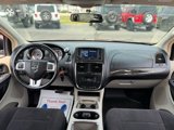 Used 2011 Dodge Grand Caravan Crew image 2
