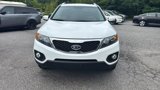 Used 2013 Kia Sorento LX w/ Convenience Pkg image 2