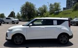 Used 2022 Kia Soul EX image 4