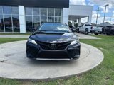 Used 2020 Toyota Camry XSE image 2