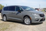 New 2025 Chrysler Pacifica Select w/ Uconnect Theater Family Group image 2