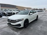 Used 2024 Volkswagen Jetta SE w/ Panoramic Sunroof Package image 3
