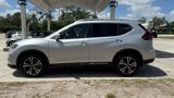 Used 2018 Nissan Rogue SL w/ Premium Package image 3