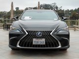 Used 2022 Lexus ES 300h w/ Premium Package image 2