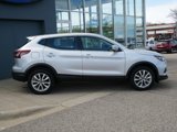 Used 2021 Nissan Rogue Sport S image 2