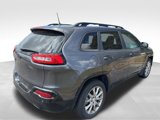 Used 2018 Jeep Cherokee Latitude image 4