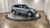 New 2025 Kia Soul LX image 2