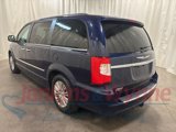 Used 2015 Chrysler Town & Country Touring-L w/ Driver Convenience Group image 3