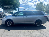 Used 2018 Toyota Sienna XLE image 2
