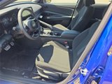 New 2025 Hyundai Elantra SEL image 3