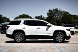 Used 2023 GMC Acadia SLT image 4