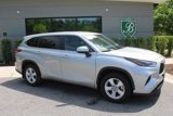 Used 2023 Toyota Highlander L image 2