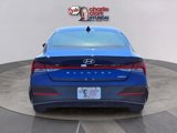 New 2025 Hyundai Elantra Limited image 4