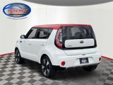 Used 2019 Kia Soul + image 4