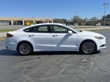 Used 2018 Ford Fusion SE w/ Fusion SE Technology Package image 2