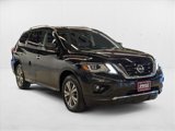 Used 2019 Nissan Pathfinder SL image 3