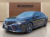 Used 2019 Toyota Camry SE image 3