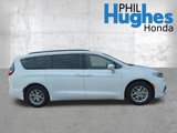 Used 2022 Chrysler Pacifica Touring-L image 2