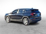 Used 2024 GMC Terrain SLE image 3