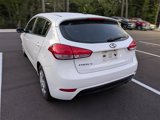 Used 2017 Kia Forte LX image 4