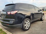 Used 2017 Chevrolet Traverse LT w/ Style and Technology Package image 4