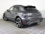 Used 2025 Porsche Macan image 3
