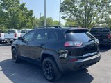Used 2022 Jeep Cherokee Latitude image 3